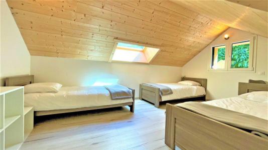 Rent in ski resort 5 room triplex chalet 10 people - Chalet Le Riou - Puy-Saint-Vincent - Apartment