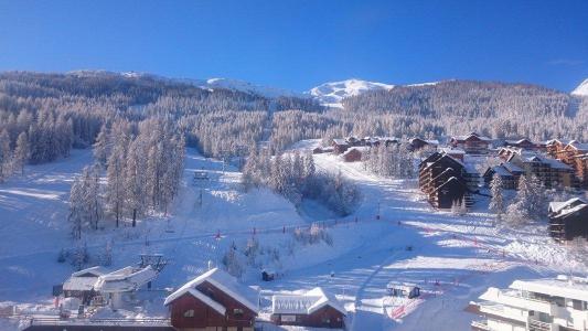 Vacances en montagne Studio coin montagne 4 personnes (508) - Résidence Emeraude - Puy-Saint-Vincent - Extérieur hiver