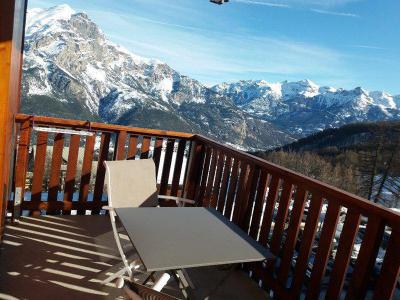 Rent in ski resort 3 room apartment 6 people (D26) - Résidence Gentianes - Puy-Saint-Vincent - Winter outside