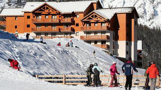 Rent in ski resort 3 room apartment 6 people (C32) - Résidence Gentianes - Puy-Saint-Vincent - Winter outside