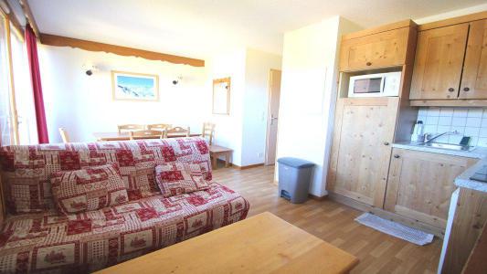 Soggiorno sugli sci Appartamento 4 stanze per 6 persone (B112) - Résidence Hameau des Ecrins - Puy-Saint-Vincent - Soggiorno