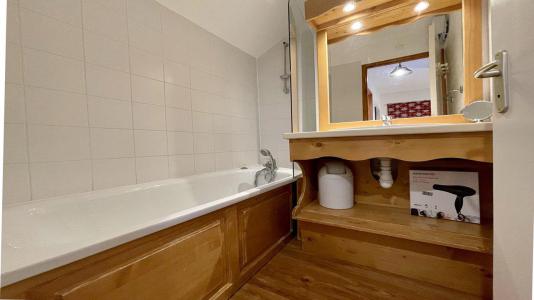 Rent in ski resort 2 room duplex apartment cabin 6 people (410) - Résidence La Dame Blanche - Puy-Saint-Vincent
