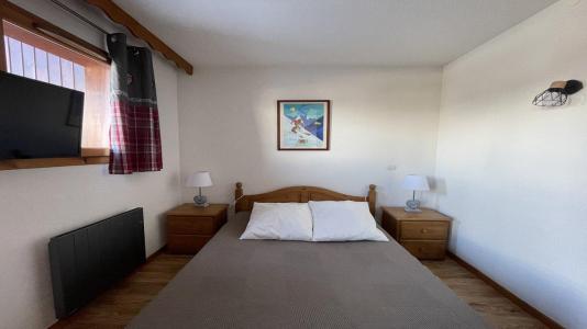 Rent in ski resort 2 room apartment cabin 6 people (008) - Résidence La Dame Blanche - Puy-Saint-Vincent