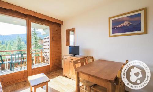Vacances en montagne Appartement 2 pièces 4 personnes (Confort 27m²-8) - Résidence le Hameau des Ecrins - Maeva Home - Puy-Saint-Vincent - Extérieur hiver