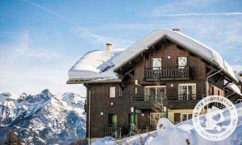 Rent in ski resort Résidence les Chalets de Puy Saint Vincent - MH - Puy-Saint-Vincent - Winter outside