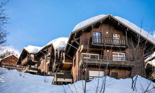 Rent in ski resort Résidence les Chalets de Puy Saint Vincent - MH - Puy-Saint-Vincent - Winter outside