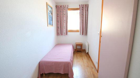 Rent in ski resort 5 room triplex apartment 8 people (CH33) - Résidence Parc aux Etoiles - Puy-Saint-Vincent