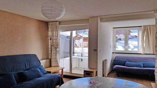 Rent in ski resort Studio sleeping corner 5 people (107) - Résidence Pendine 2 - Puy-Saint-Vincent - Apartment
