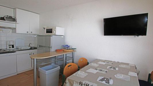 Rent in ski resort Studio sleeping corner 5 people (206) - Résidence Portillo - Puy-Saint-Vincent - Apartment