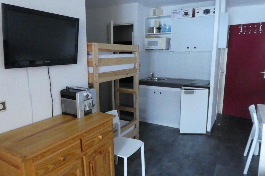 Rent in ski resort 2 room apartment sleeping corner 6 people (102C) - Résidence Comète - Réallon - Kitchenette