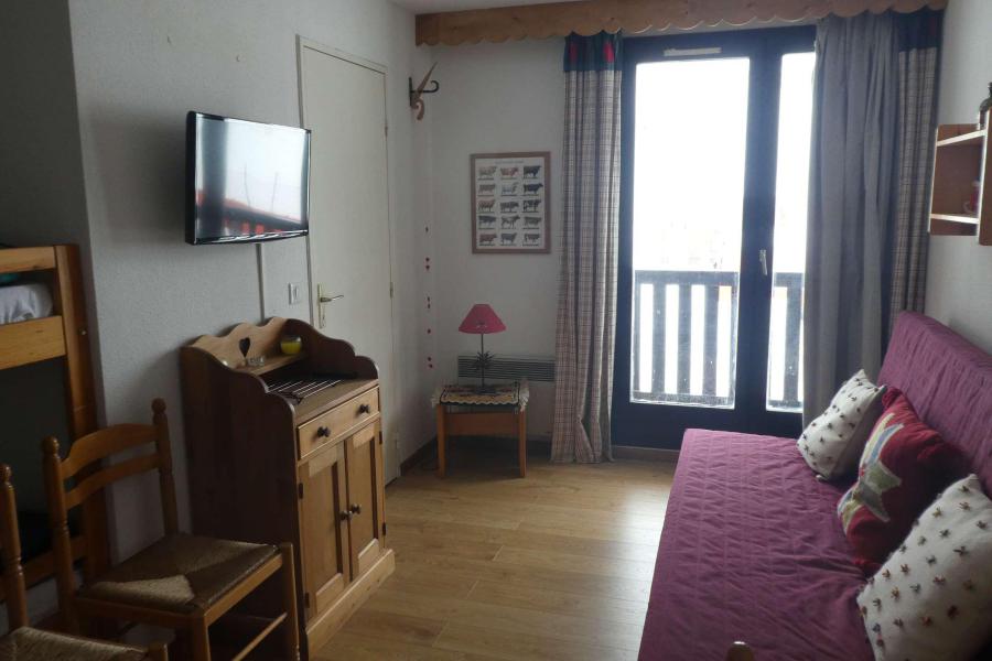 Rent in ski resort 2 room apartment sleeping corner 6 people (103C) - Résidence Comète - Réallon - Living room