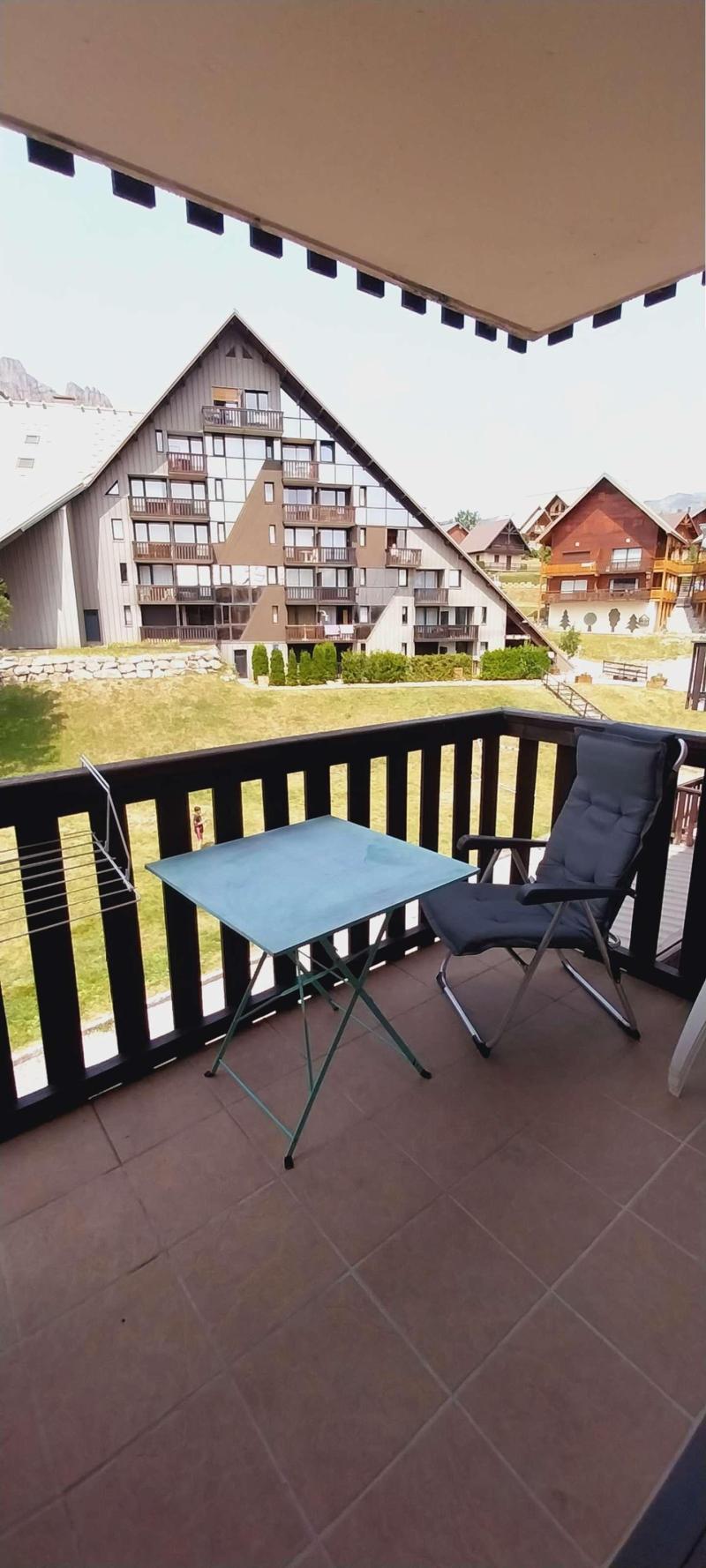 Rent in ski resort 2 room apartment 4 people (241) - Résidence Relais - Réallon - Apartment