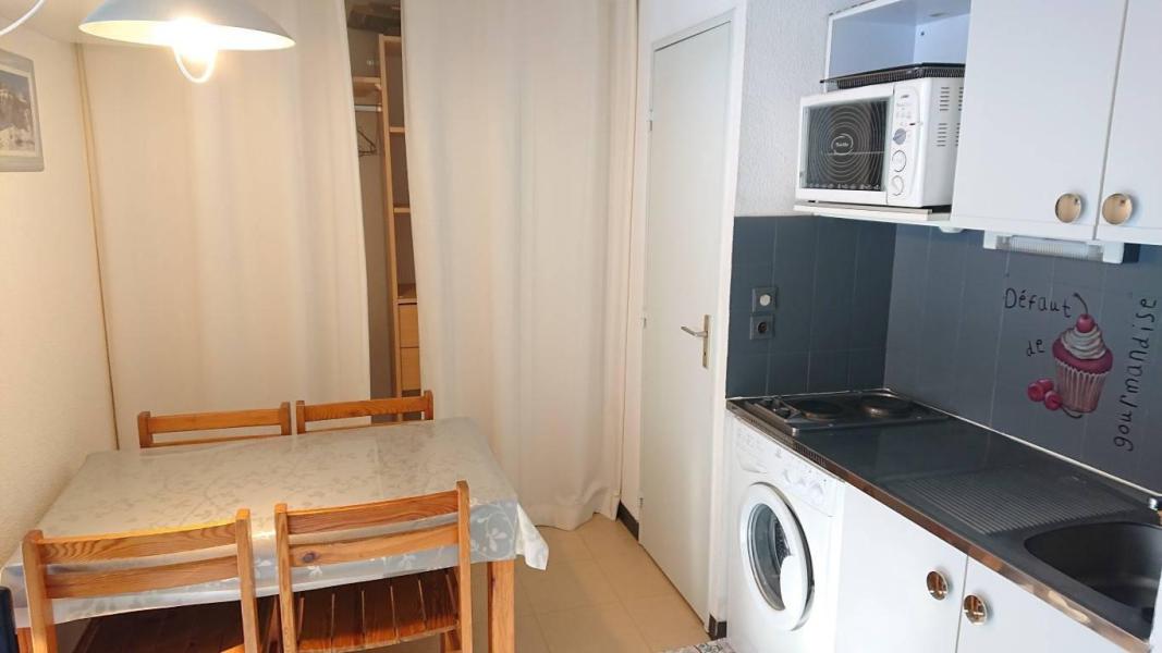 Rent in ski resort 2 room apartment 5 people (243R) - Résidence Relais - Réallon - Kitchenette