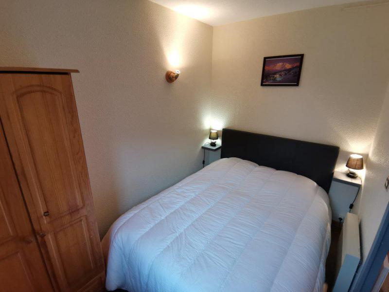 Rent in ski resort 2 room apartment 6 people (357R) - Résidence Relais - Réallon - Double bed