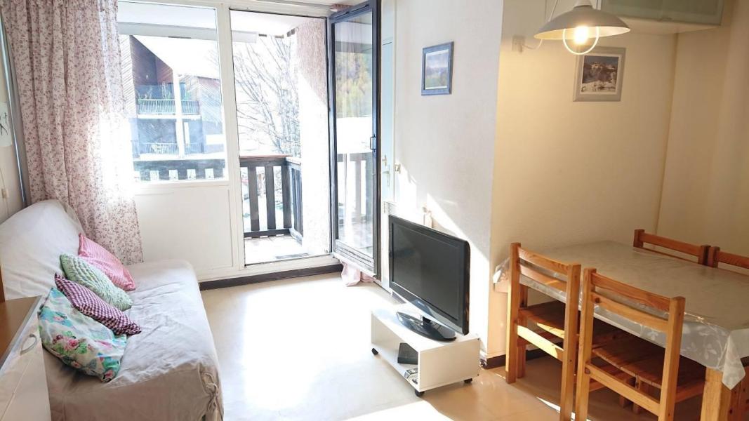 Rent in ski resort 2 room apartment 5 people (243R) - Résidence Relais - Réallon