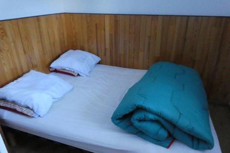 Rent in ski resort 2 room apartment sleeping corner 6 people (103C) - Résidence Comète - Réallon - Double bed