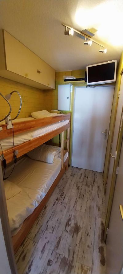 Rent in ski resort Studio sleeping corner 4 people (351C) - Résidence Comète - Réallon