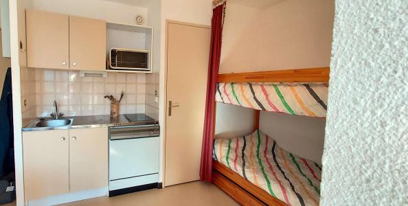 Rent in ski resort 2 room apartment 6 people (126R) - Résidence Relais - Réallon - Bunk beds
