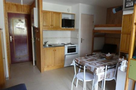 Rent in ski resort 2 room apartment sleeping corner 4 people (118R) - Résidence Relais - Réallon - Kitchenette