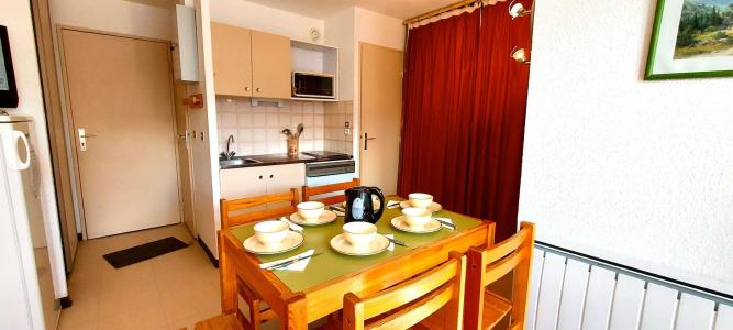 Rent in ski resort 2 room apartment 6 people (126R) - Résidence Relais - Réallon