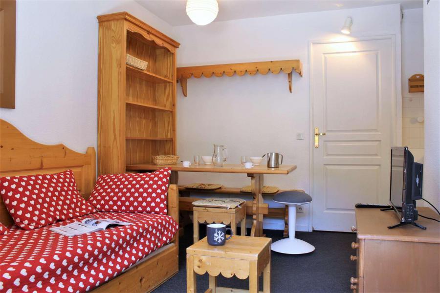 Ski verhuur Appartement 2 kamers bergnis 6 personen (36) - La Résidence Bételgeuse - Risoul - Woonkamer