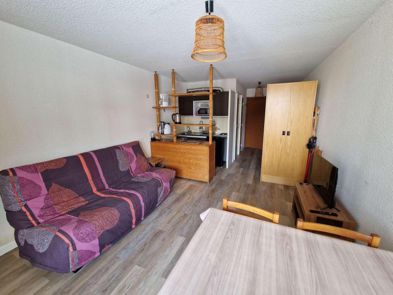 Rent in ski resort Studio sleeping corner 4 people (823) - Le Diamant - Risoul - Apartment