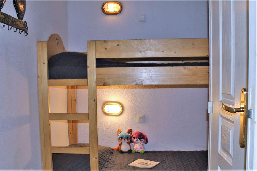 Rent in ski resort Studio sleeping corner 6 people (414) - Résidence Aldebaran - Risoul - Bunk beds