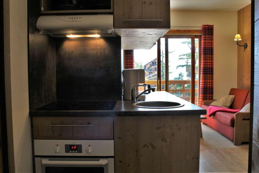 Ski verhuur Appartement 2 kamers bergnis 5 personen (309) - Résidence Antarès - Risoul - Keukenblok