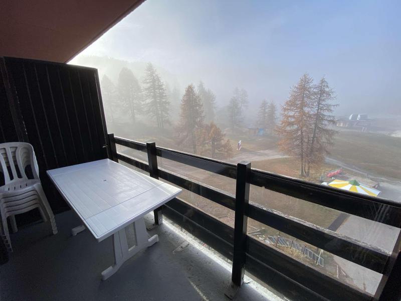 Rent in ski resort 2 room apartment 4 people (411) - Résidence Césier - Risoul - Balcony