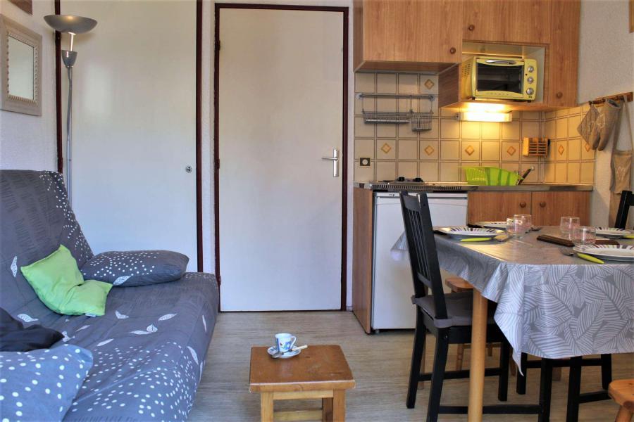 Аренда на лыжном курорте Квартира студия со спальней для 4 чел. (54) - Résidence Edelweiss A - Risoul
