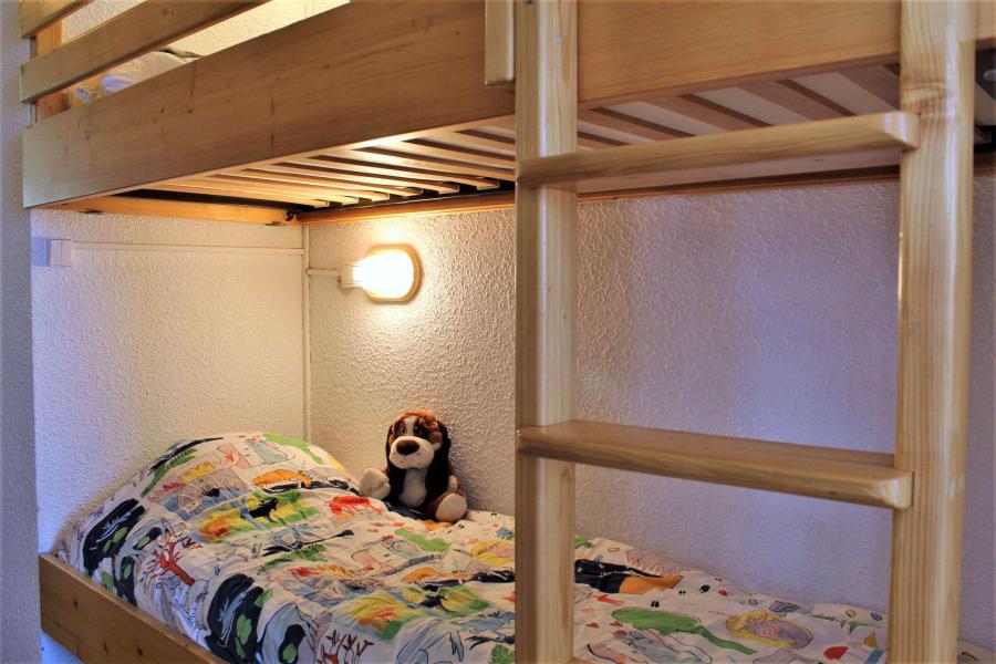 Skiverleih 2-Zimmer-Berghütte für 6 Personen (321) - Résidence l'Orée du Bois B - Risoul - Offener Schlafbereich