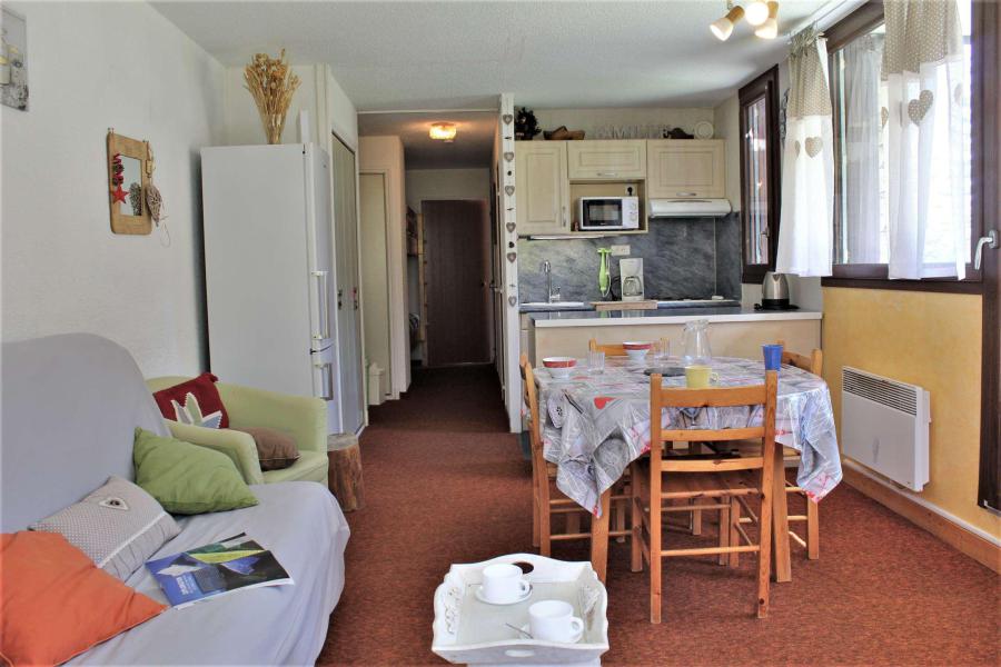 Ski verhuur Appartement 2 kamers bergnis 6 personen (321) - Résidence l'Orée du Bois B - Risoul - Woonkamer