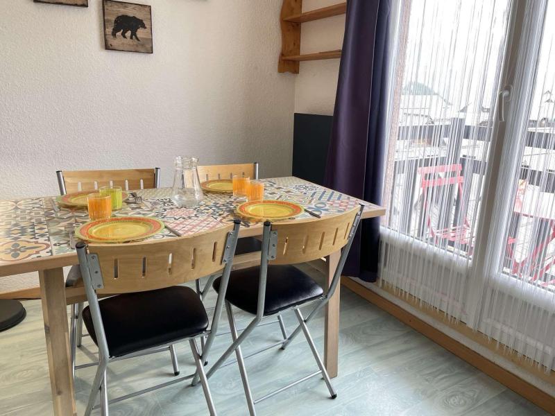 Rent in ski resort 2 room apartment 4 people (37) - Résidence le Cristal B - Risoul - Living room