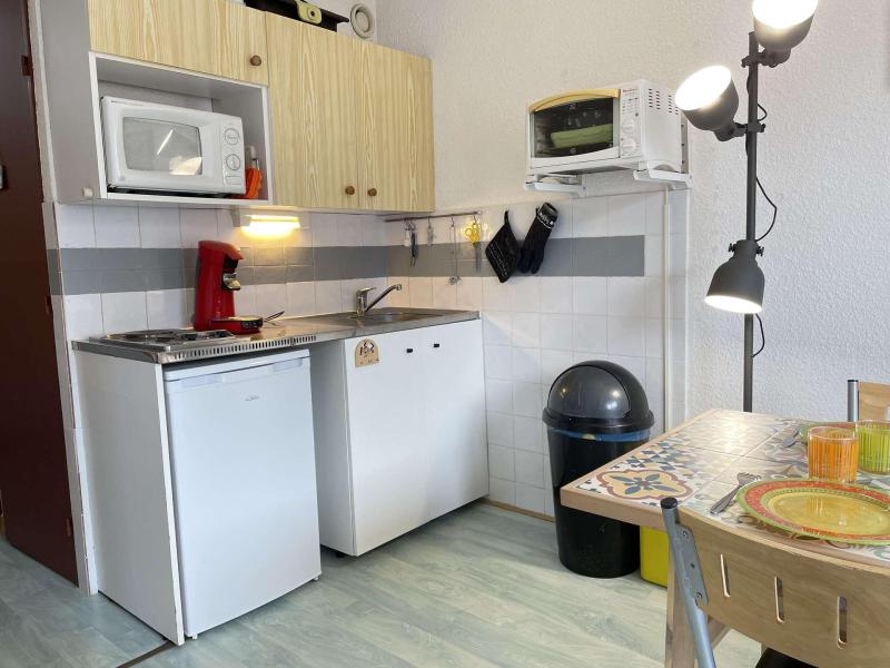 Alquiler al esquí Apartamento 2 piezas para 4 personas (37) - Résidence le Cristal B - Risoul - Kitchenette