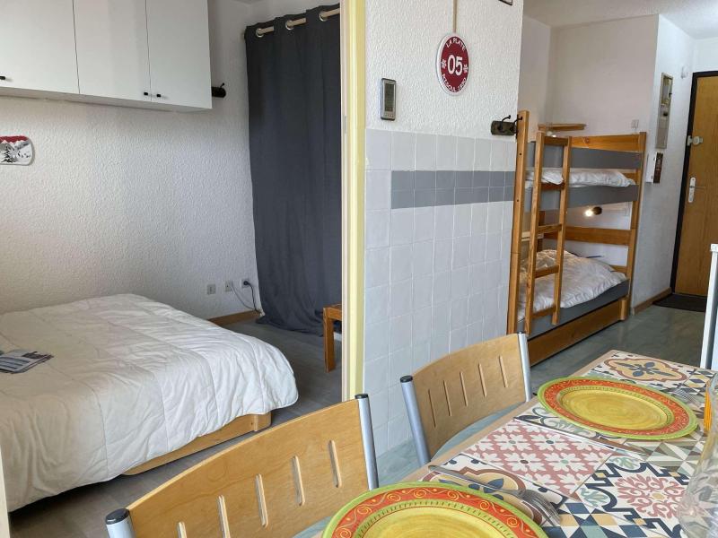 Ski verhuur Appartement 2 kamers 4 personen (37) - Résidence le Cristal B - Risoul - Woonkamer