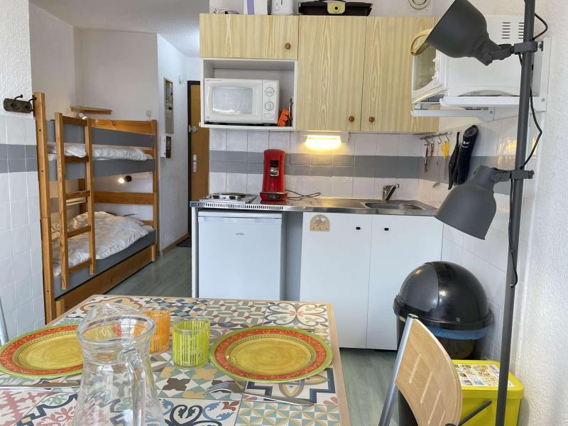 Location au ski Appartement 2 pièces 4 personnes (37) - Résidence le Cristal B - Risoul - Kitchenette