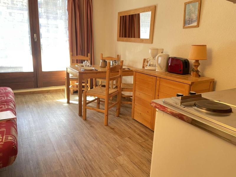 Ski verhuur Studio bergnis 4 personen (23) - Résidence le Cristal B - Risoul - Woonkamer