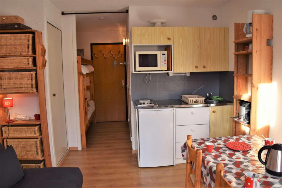 Ski verhuur Studio bergnis 4 personen (511) - Résidence le Cristal B - Risoul - Woonkamer