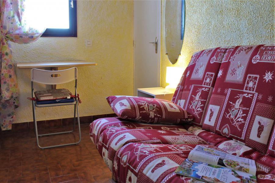 Skiverleih 3-Zimmer-Holzhütte für 4 Personen (781) - Résidence le Villaret I - Risoul - Wohnzimmer