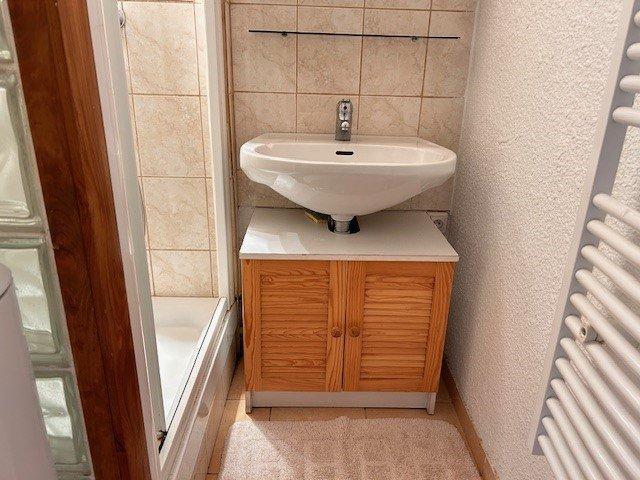 Location au ski Appartement 2 pièces 4 personnes (23B) - Résidence les Airelles B - Risoul - Salle de douche