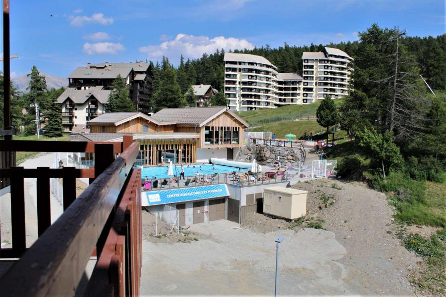 Rent in ski resort 2 room apartment 4 people (51II) - Résidence les Chabrières II - Risoul - Balcony