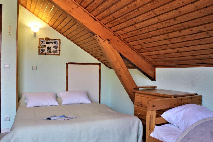 Location au ski Appartement 2 pièces 4 personnes (66II) - Résidence les Chabrières II - Risoul - Cabine mansardée