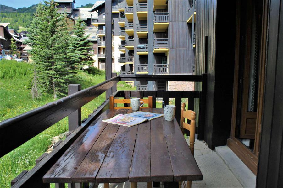 Rent in ski resort Studio 5 people (35A) - Résidence les Clarines A1 - Risoul - Balcony