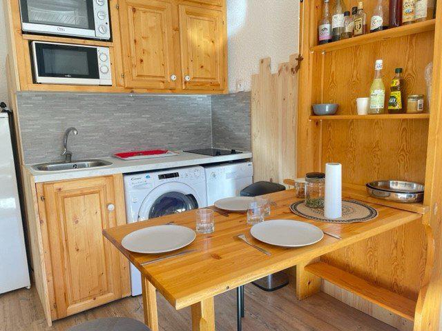 Location au ski Studio cabine 4 personnes (112A2) - Résidence les Clarines A2 - Risoul - Kitchenette