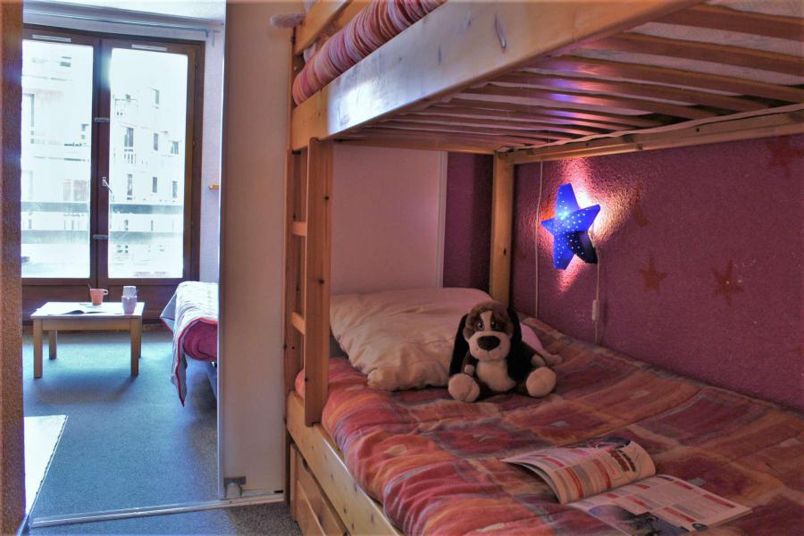 Rent in ski resort Studio sleeping corner 4 people (207B1) - Résidence les Clarines B1 - Risoul - Apartment