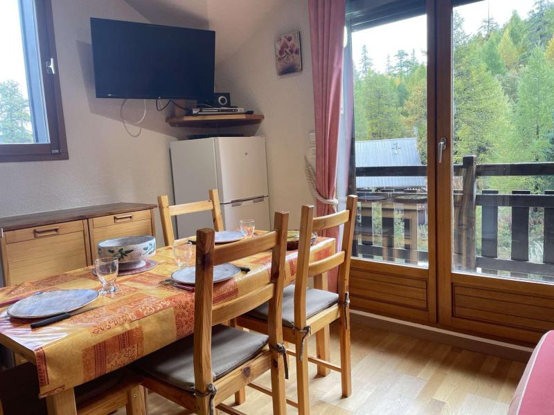 Ski verhuur Appartement 2 kamers bergnis 6 personen (411D) - Résidence les Clématites D - Risoul - Woonkamer