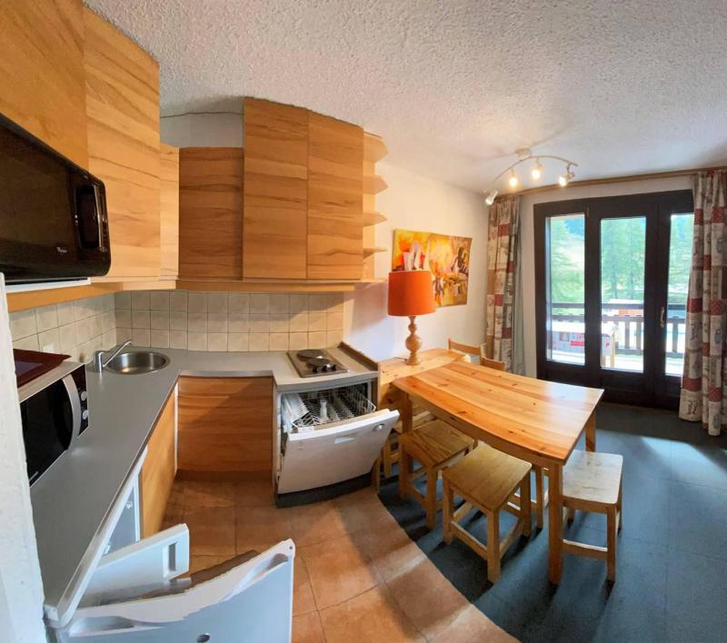 Rent in ski resort 2 room apartment 4 people (376) - Résidence les Florins - Risoul