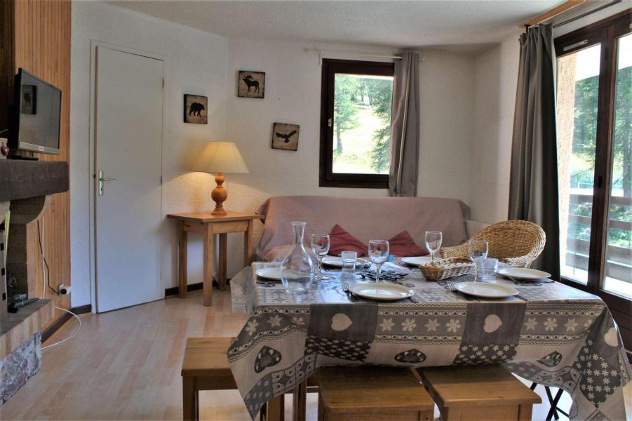 Rent in ski resort 2 room apartment cabin 6 people (856) - Résidence les Florins I - Risoul - Living room