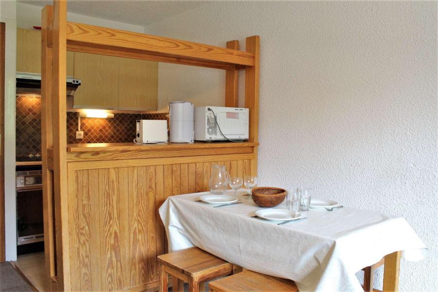 Ski verhuur Appartement 2 kamers 5 personen (864) - Résidence les Florins II - Risoul - Woonkamer