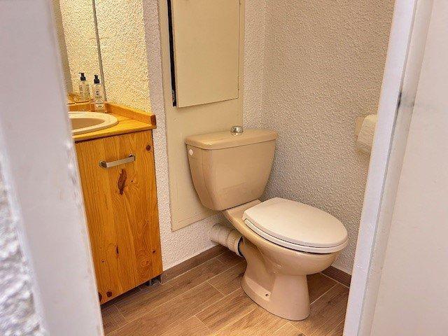 Location au ski Studio cabine 4 personnes (46) - Résidence les Florins II - Risoul - Wc